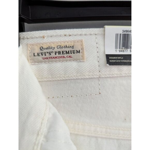 NWT Levi Strauss Wedgie Straight High Rise White Denim Jeans Size 24 - Picture 9 of 10